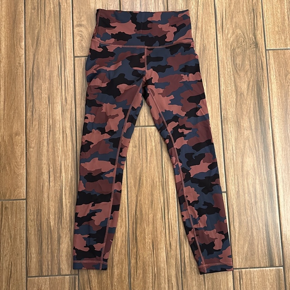 Lululemon Wunder Train RARE Camo Pant - Size 6